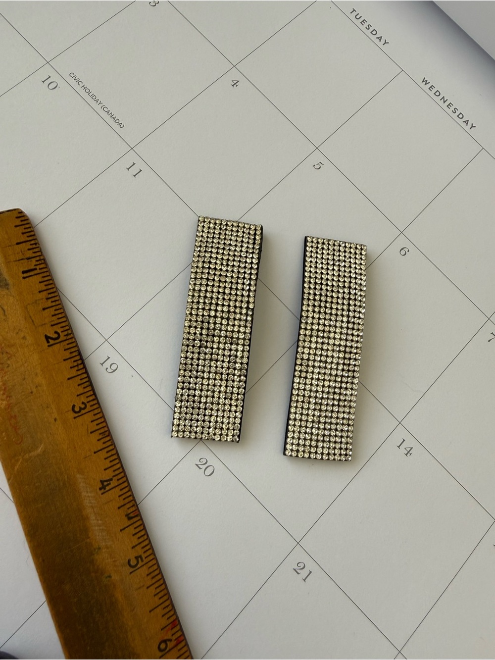 Rhinestone Rectangle Bar hair clip  - Silver Tone